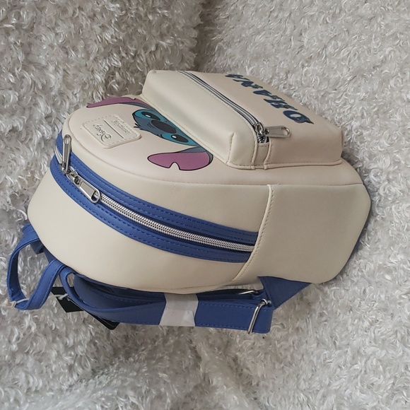 NWT Loungefly Lilo and Stitch Ohana mini backpack and cardholder - Picture 4 of 9